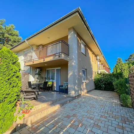 Relax Premium Wellness