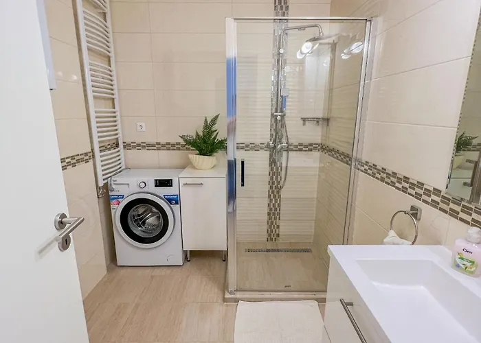 Relax Premium Wellness * Siofok